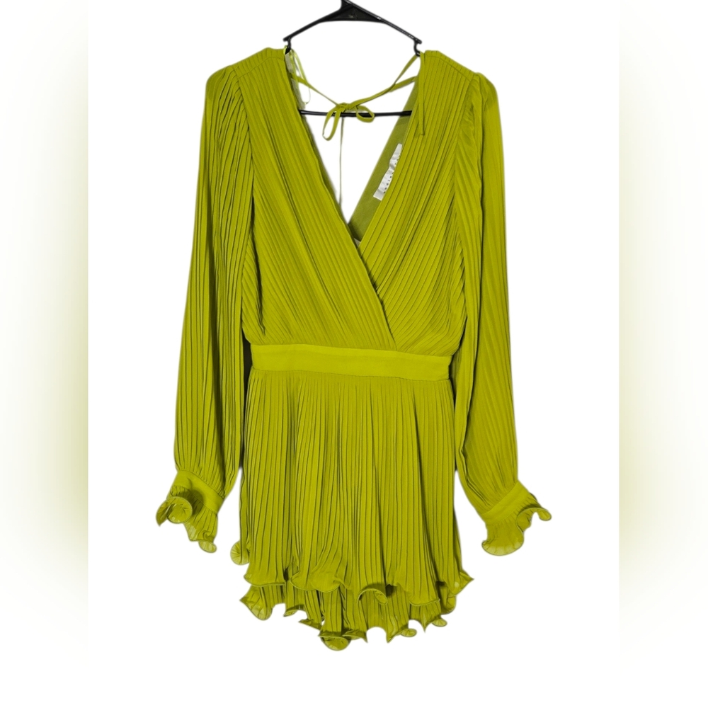 Endless Rose Lime Pleated Long Sleeve Romper NWT Size S Side Zip
